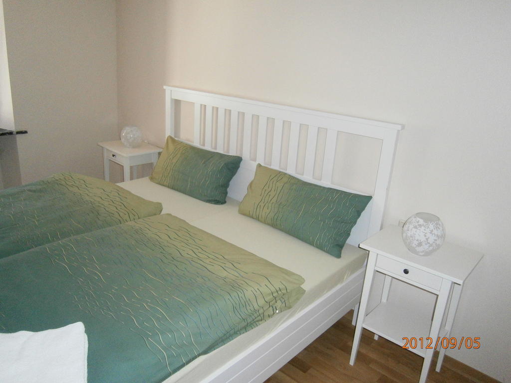 Pension Am Rheinsteig Hotel Leutesdorf ห้อง รูปภาพ