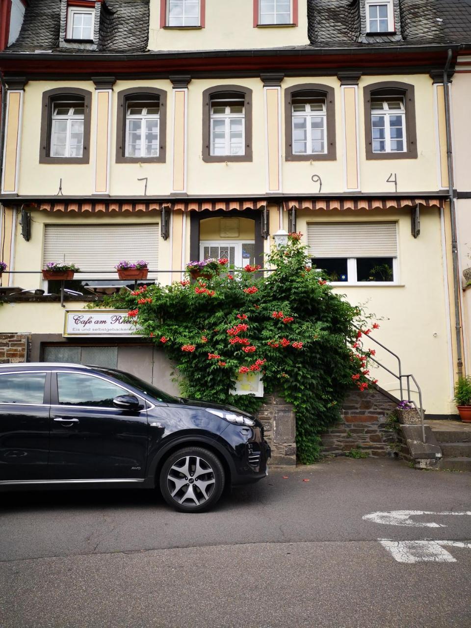 Pension Am Rheinsteig Hotel Leutesdorf ภายนอก รูปภาพ